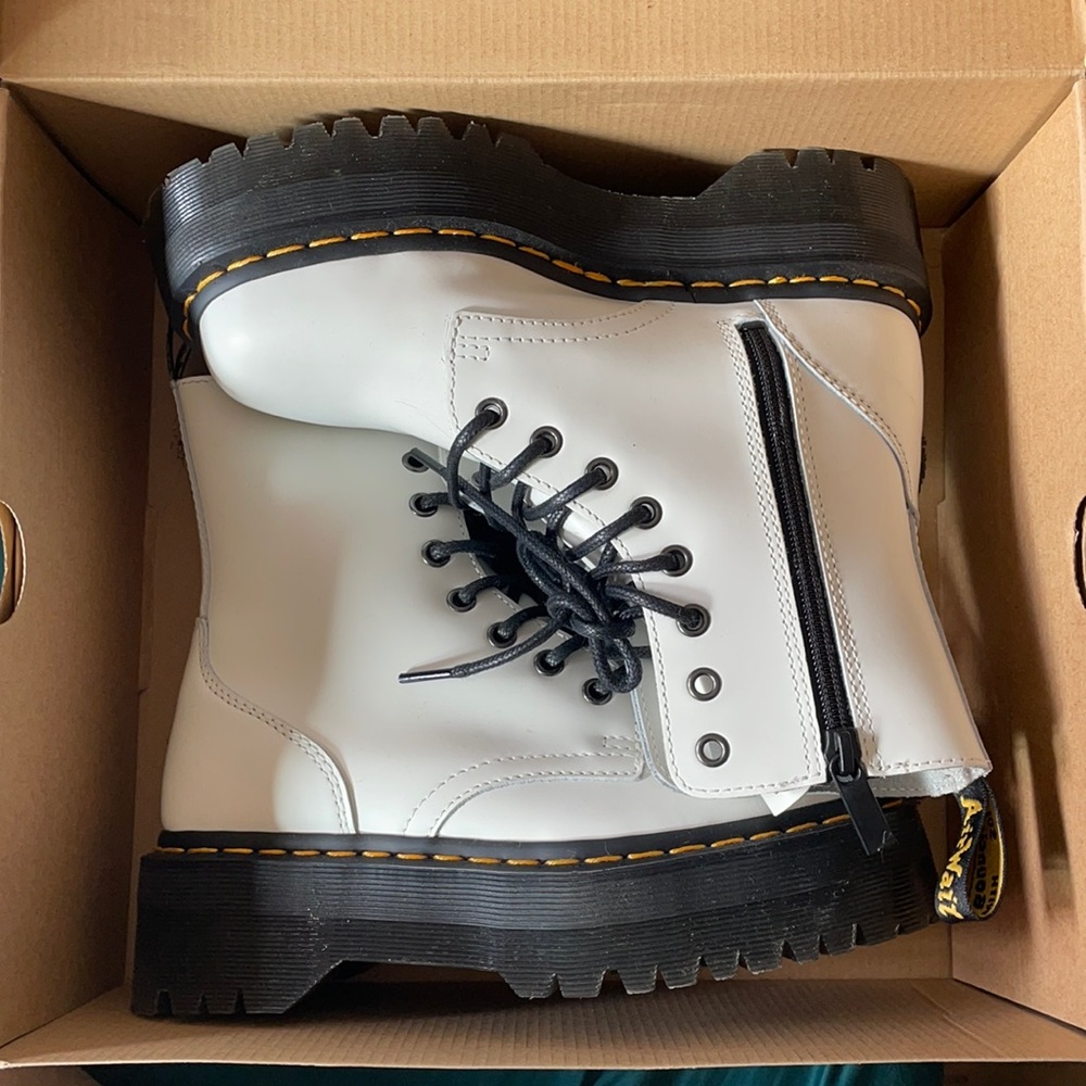 Jadon White Dr. Martens